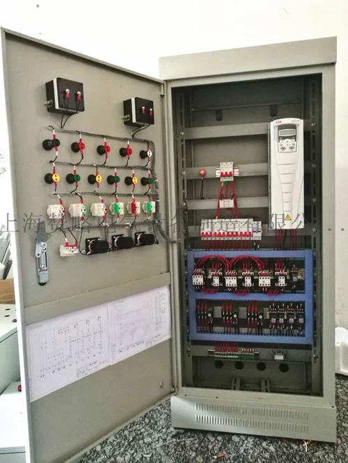 楼盘恒压供水控制柜 ABB变频器与配电柜的一控二定制方案